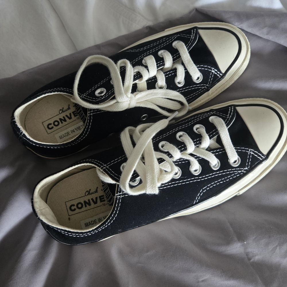 Converse Black and White Sneakers - Picture 4 of 4